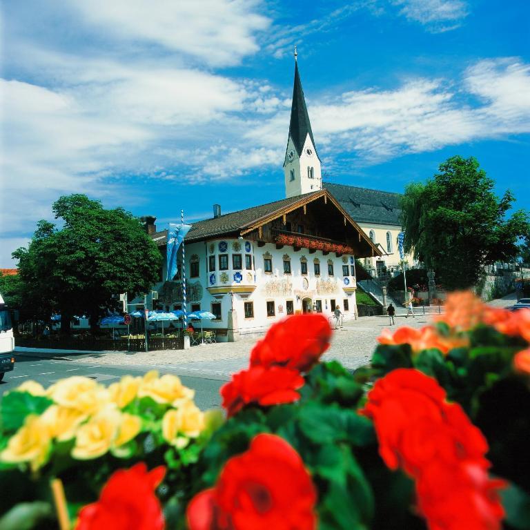 Отель Gasthof Alter Wirt Бернау-ам-Кимзее Экстерьер фото